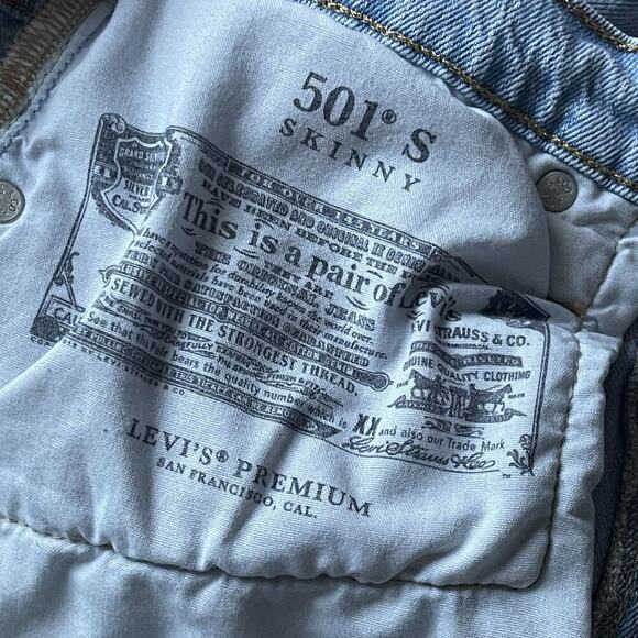 Levi's Premium 501 Button Fly High Rise Skinny Jeans Size 28 Tango Light - Picture 6 of 8